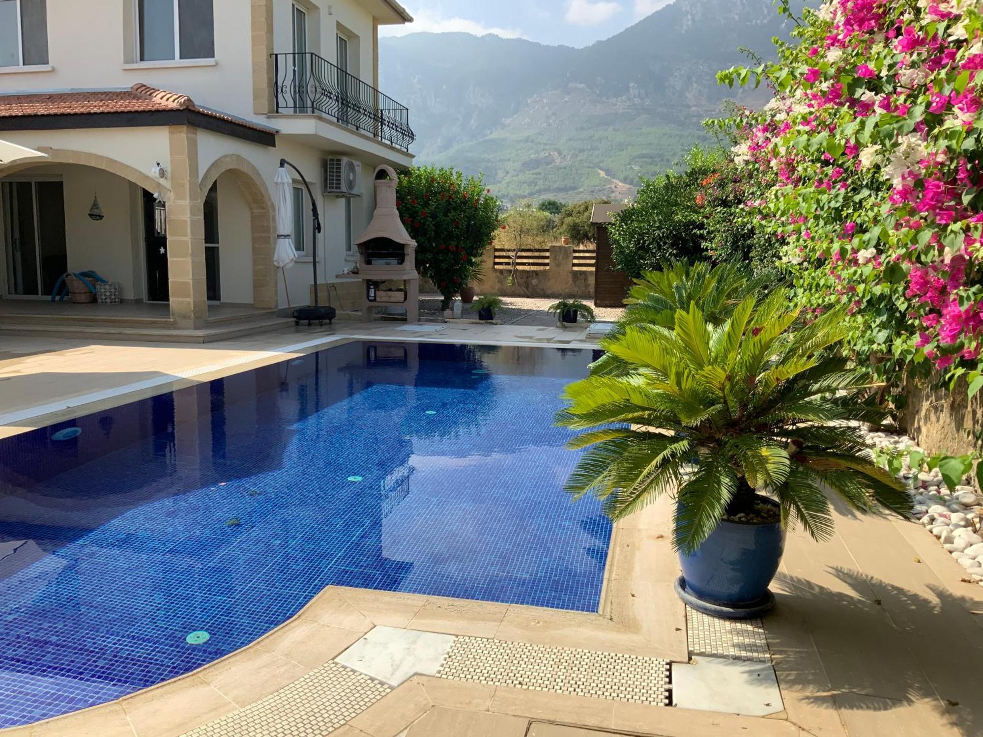 Casa Santos Kyrenia Villa Kyrenia  Exteriör bild