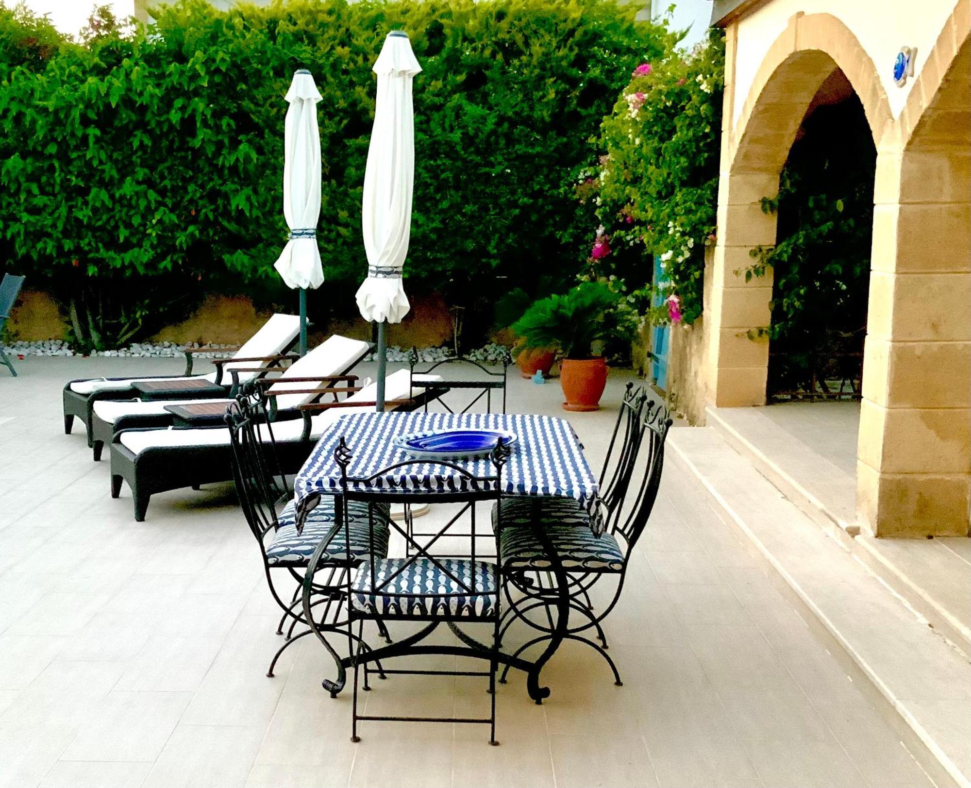 Casa Santos Kyrenia Villa Kyrenia  Exteriör bild