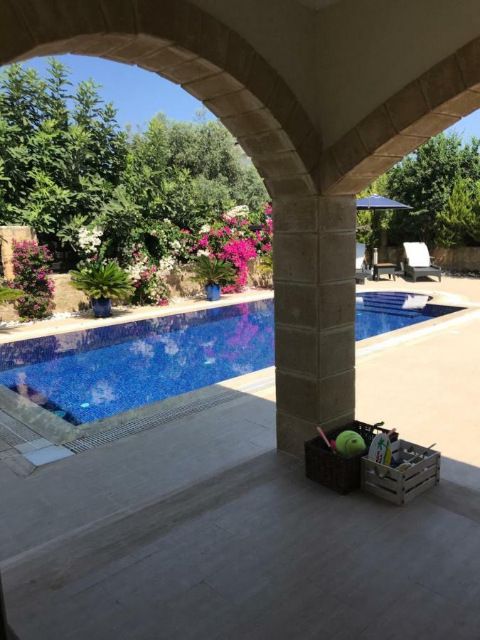Casa Santos Kyrenia Villa Kyrenia  Exteriör bild